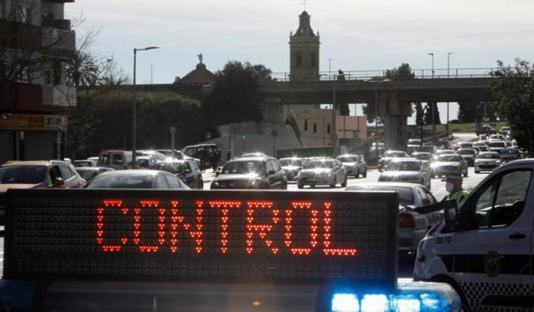 780 radares fijos y 545 móviles vigilarán las carreteras durante el puente